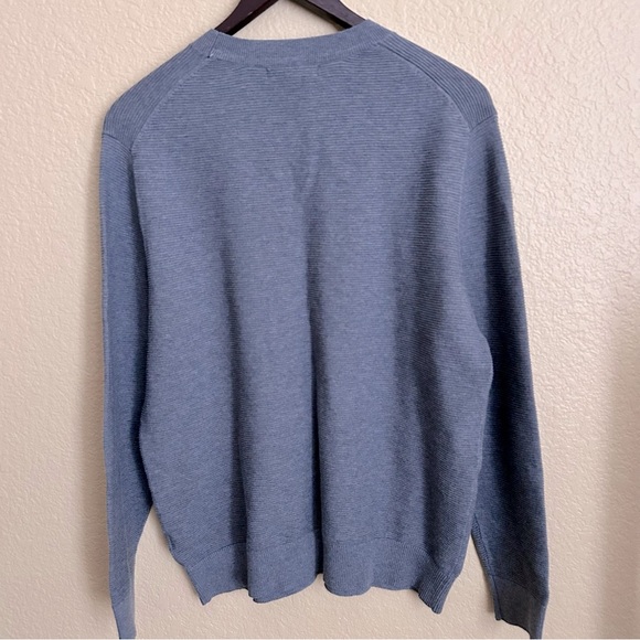 Banana Republic Long Sleeve Lightweight Pullover - Picture 3 of 5